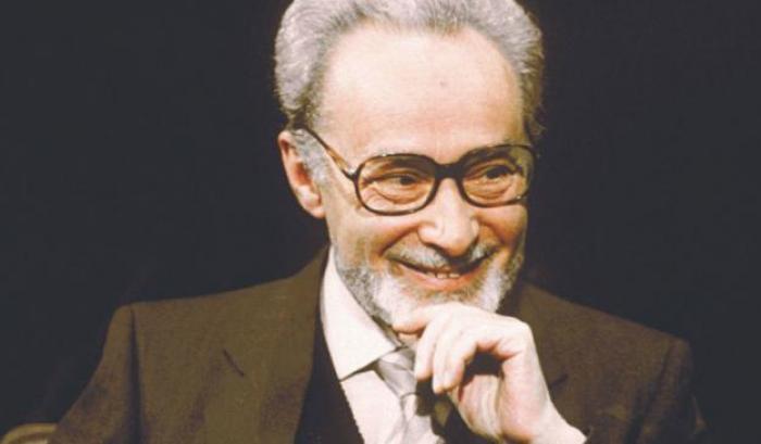 "Dodici poesie intorno ad Auschwitz" di Primo Levi: la Shoah online con Malosti