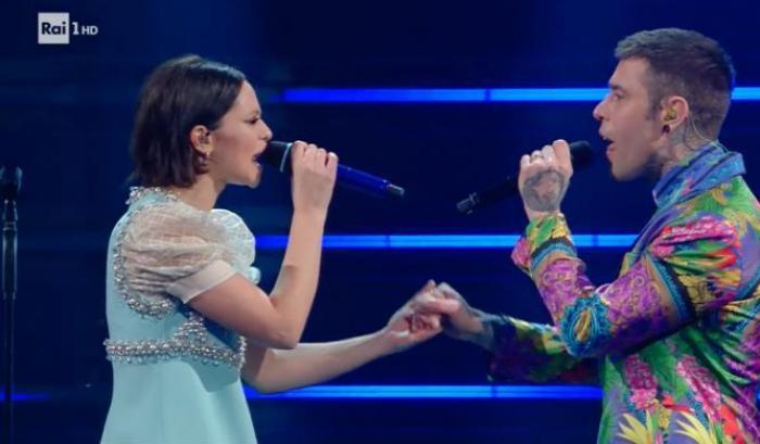 Sanremo2021: Codacons contro Chiara Ferragni e Fedez, polemica sui social