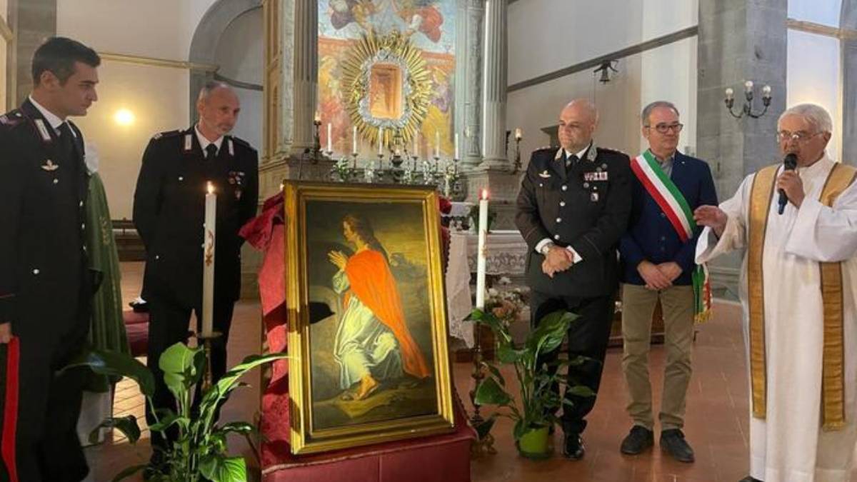 Dopo essere stato trafugato 37 anni fa, il 'San Giovanni Evangelista' di Jacone torna alla sua sede originaria