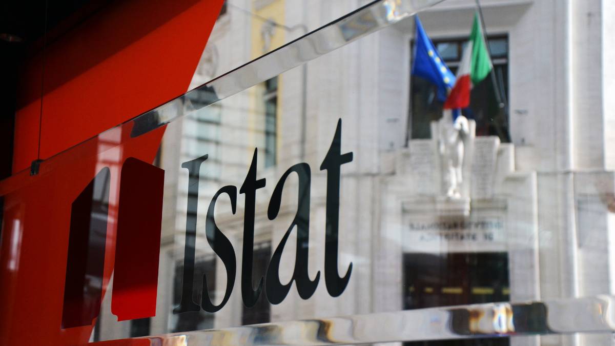 Lo dice anche l'Istat: il nostro è un paese in declino