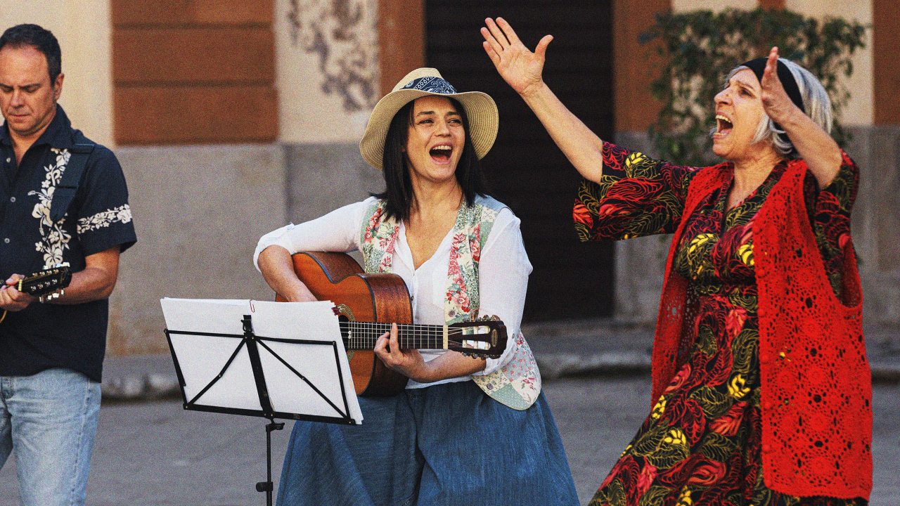 “L’amore che ho”: la vita di Rosa Balistreri tra miseria, ribellione e musica