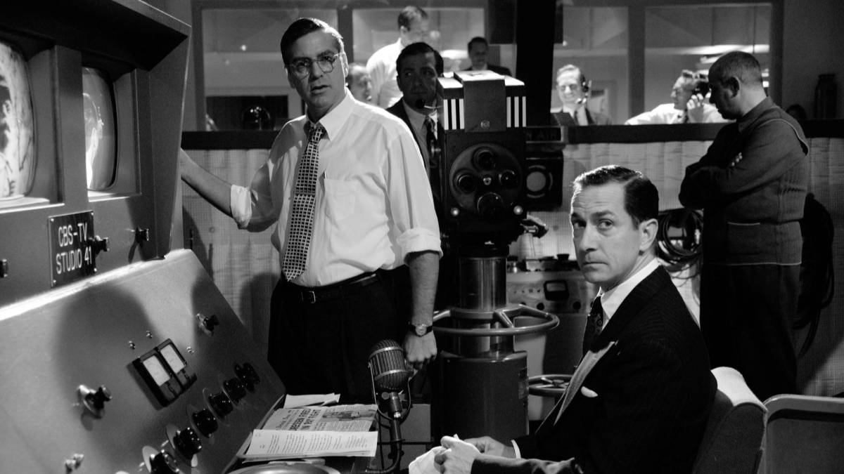 Il potere all'assalto dei media