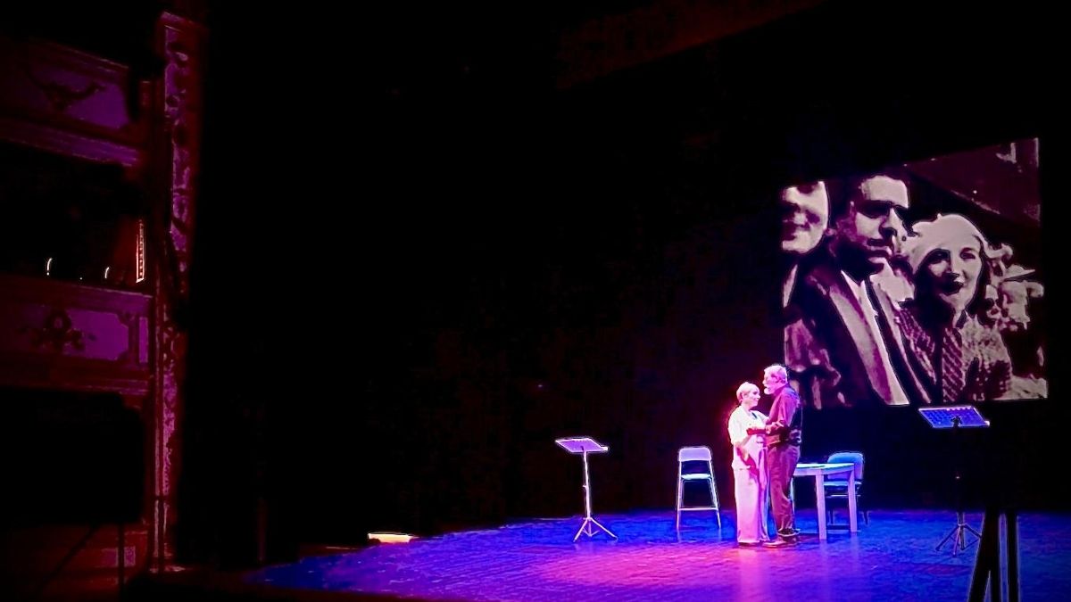 "Parlami, Clizia": la difficoltà di mettere in scena Montale