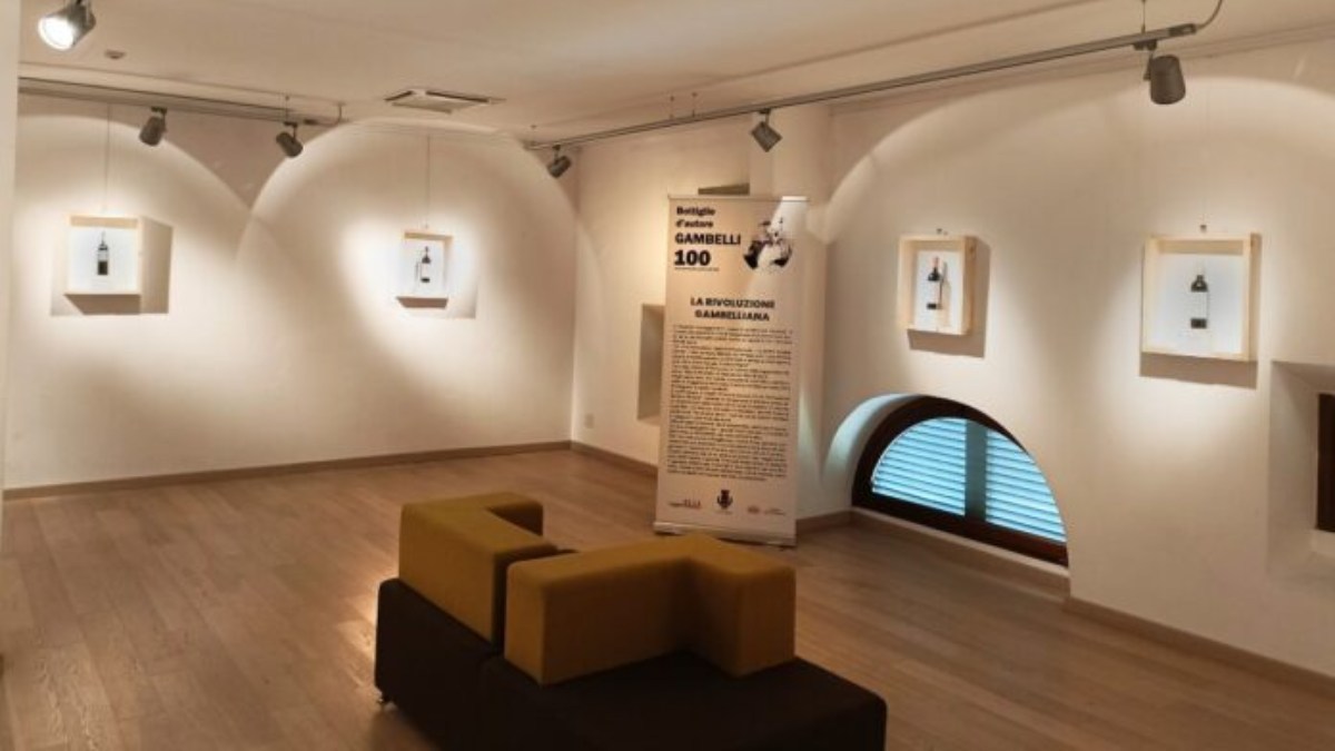 L'eredità di Giulio Gambelli e le sfide del vino moderno al Santa Chiara Lab