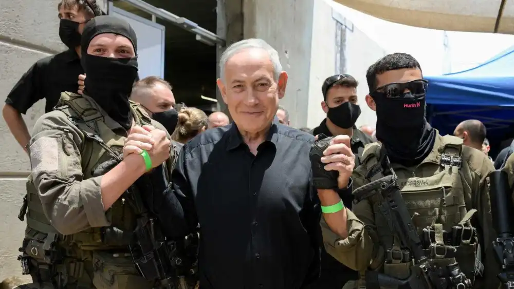Oltre il Litani, Israele allarga la guerra: nel Libano i soldati di Netanyahu portano massacri e distruzione